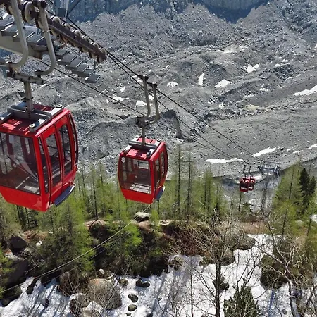 Iris 4 - Haven Mont Blanc Apartment Chamonix